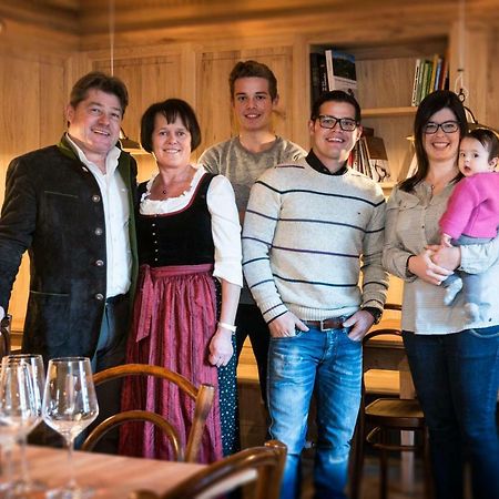 Hotel Weingut Klosterhof Caldaro Luaran gambar